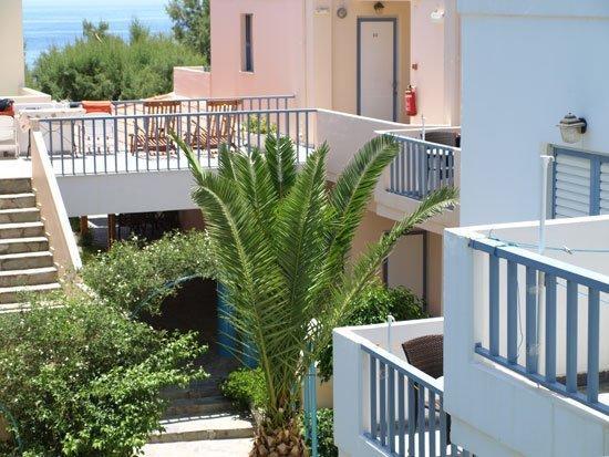 Santa Irene Aparthotel Сугия Екстериор снимка